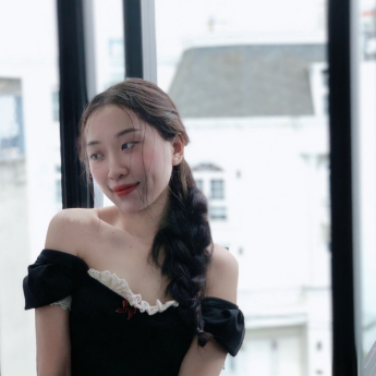 Ái Cẩm